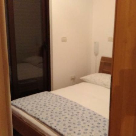 Stella Marina Apartment Umag Ngoại thất bức ảnh